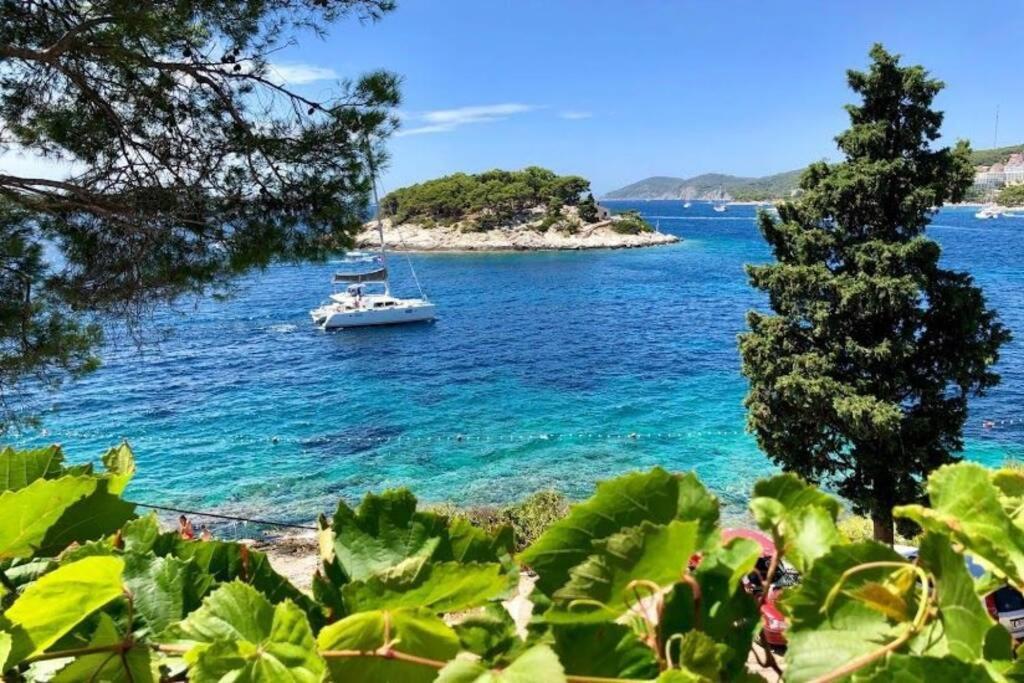 Shabby Chic Beach Cottage Hvar Hvar Town Exterior photo