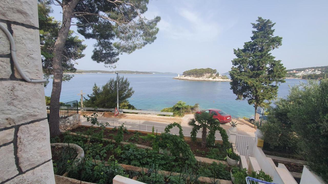 Shabby Chic Beach Cottage Hvar Hvar Town Exterior photo